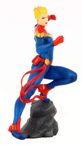 Statuette Kotobukiya - Marvel Universe - Captain Marvel 17 Cm